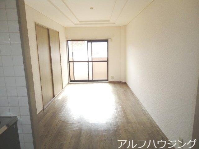 物件内観写真3　(イメージ)