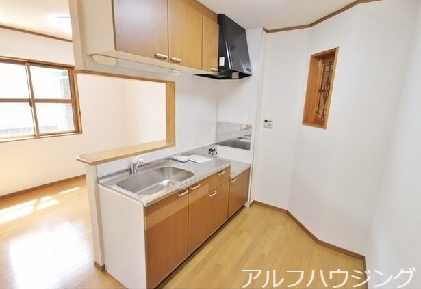 物件内観写真4　(イメージ)