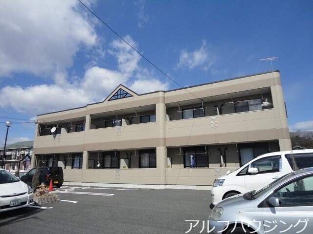 物件外観写真2　(外観写真（昼）)