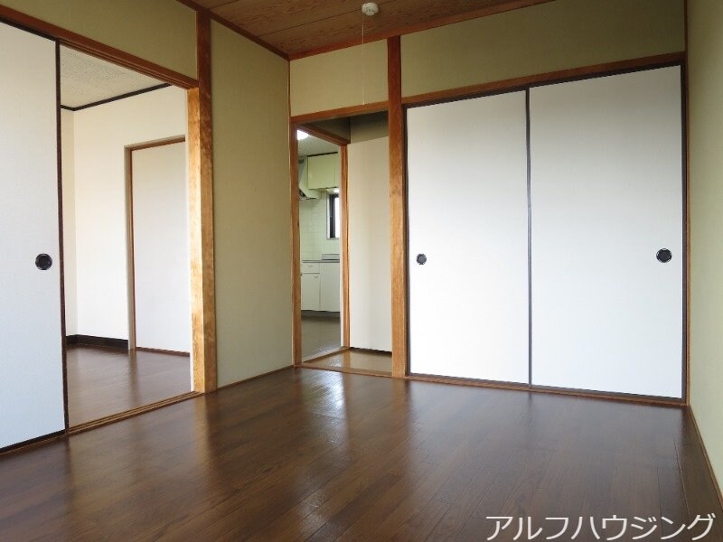 物件内観写真4　(イメージ)