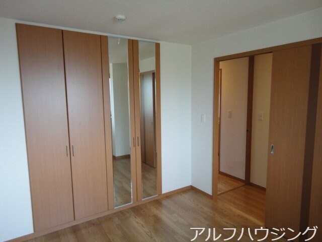 物件内観写真10　(北洋室)