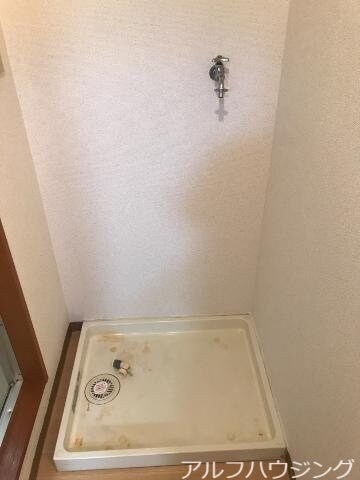 物件内観写真19　(洗濯機置場)