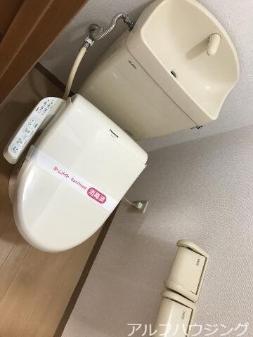 物件内観写真22　(シャワー付トイレ)