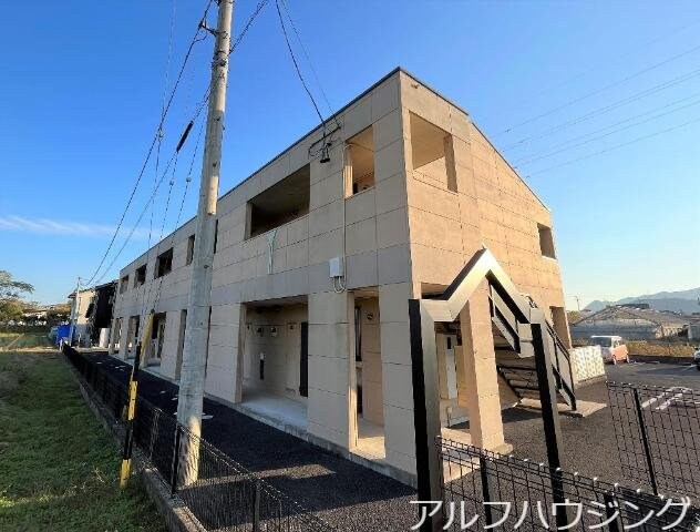 物件外観写真2　(外観写真（昼）)