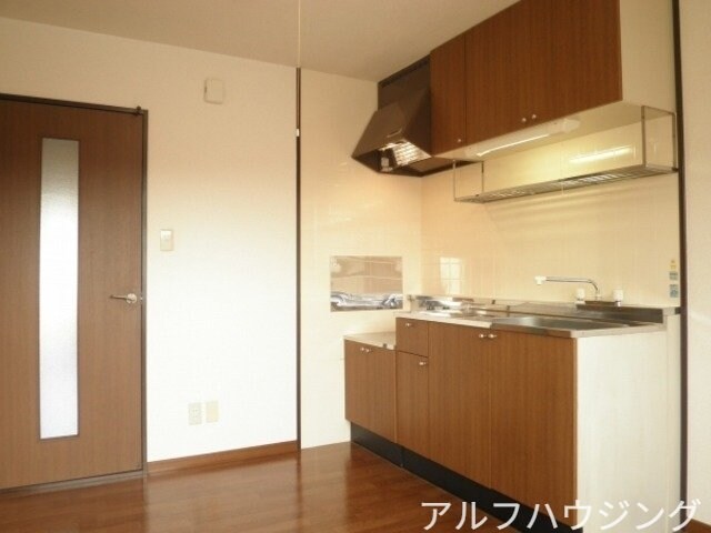 物件内観写真4　(イメージ)