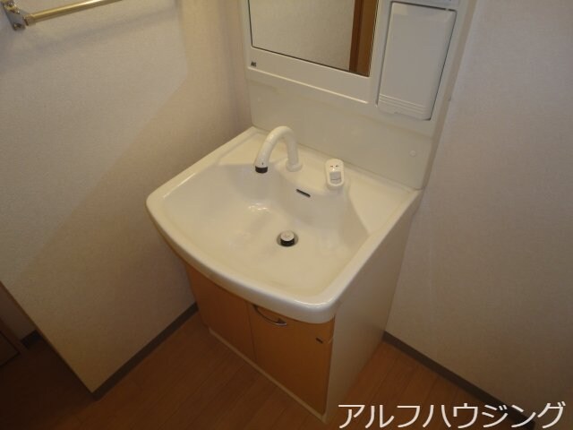物件内観写真14　(洗髪洗面化粧台)