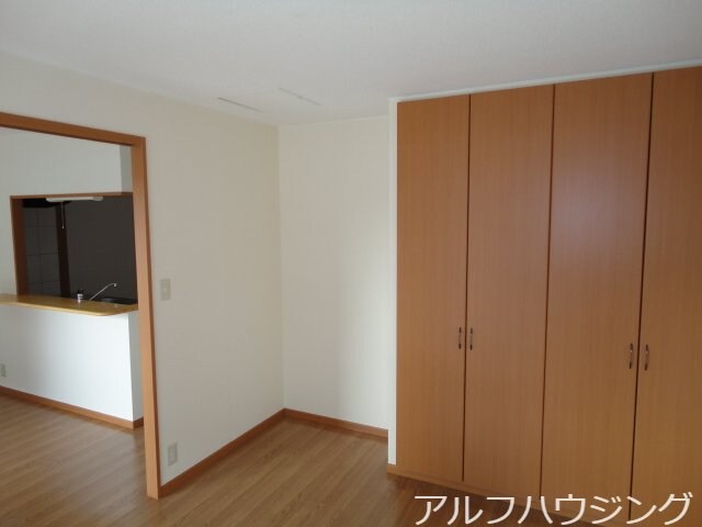 物件内観写真10　(南洋室)