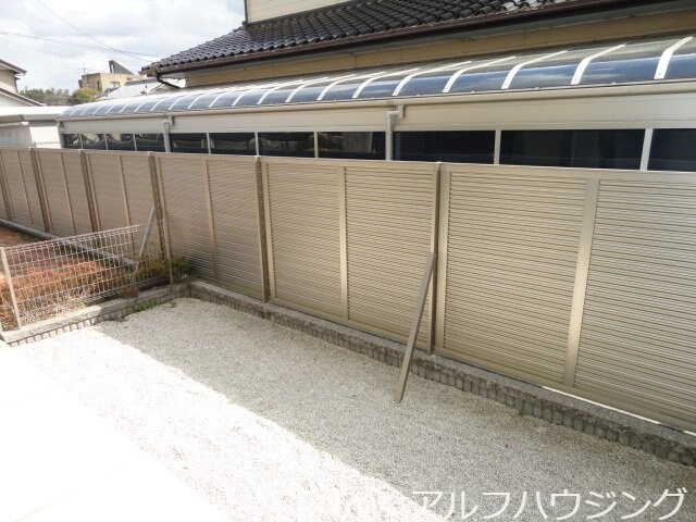 物件内観写真23　(専用庭)