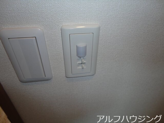 物件内観写真17　(人感センサースイッチ)