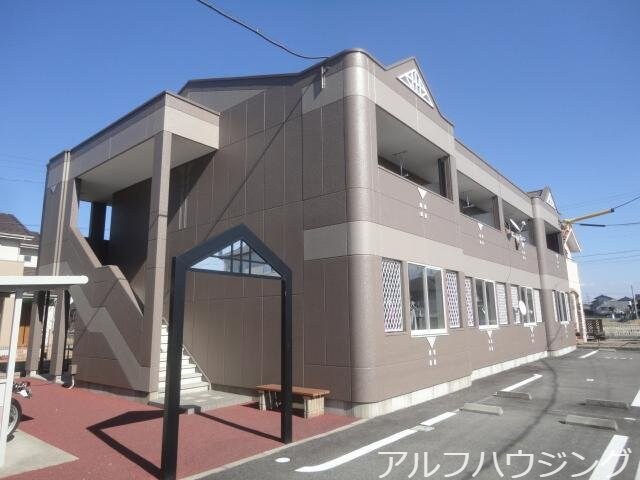 物件外観写真2　(外観写真（昼）)