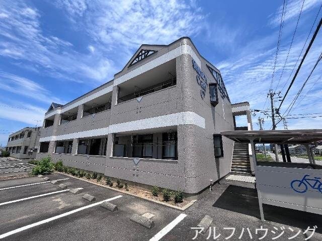 物件外観写真1　(外観写真（昼）)