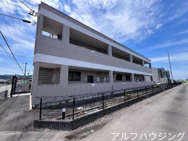 物件外観写真3　(外観写真（昼）)