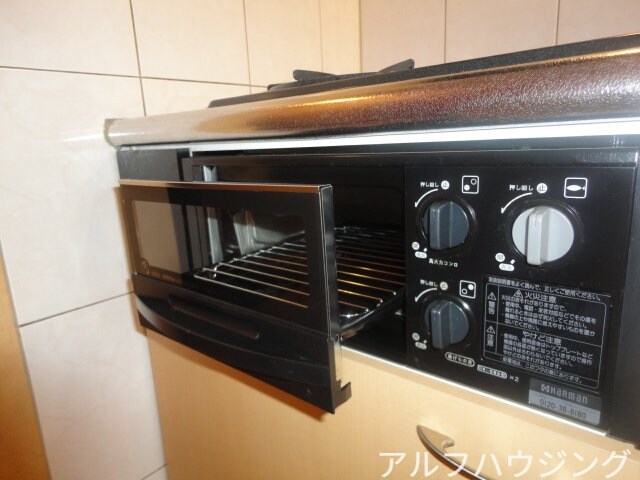 物件内観写真8　(ビルトインコンロ)