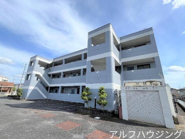 物件外観写真2　(外観写真（昼）)