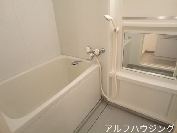 バス／シャワールーム等(バス／シャワールーム等)