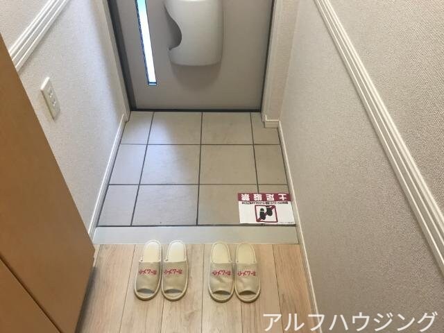 物件内観写真21　(廊下)