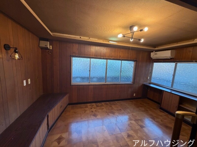 物件内観写真7　(1F洋室)