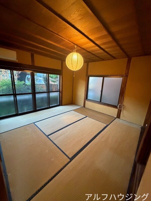 物件内観写真9　(1F和室)