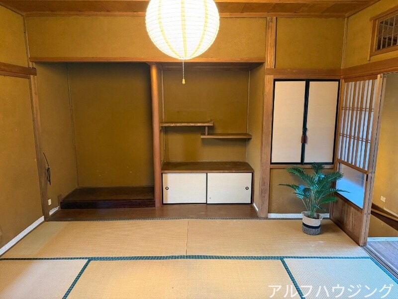 物件内観写真19　(2F和室)