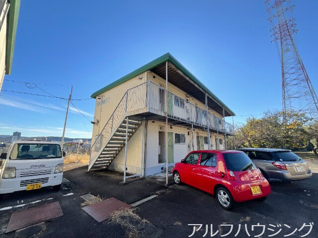 コーポカネイB