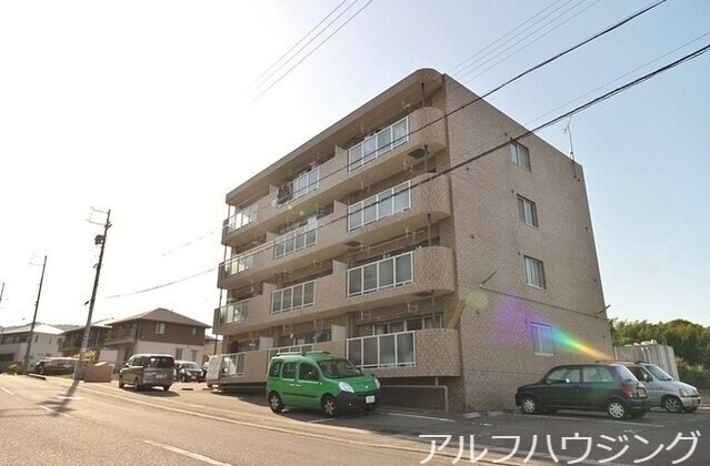ワンダーパレスの物件外観写真