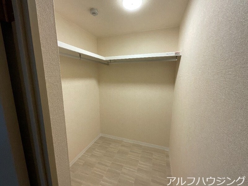 物件内観写真11　(イメージ)