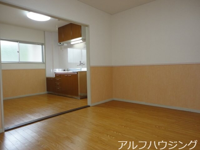 物件内観写真7　(DK)