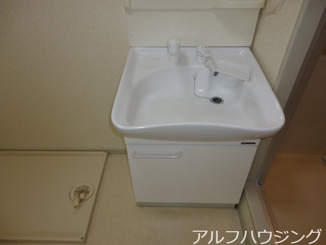 物件内観写真12　(洗髪洗面化粧台)