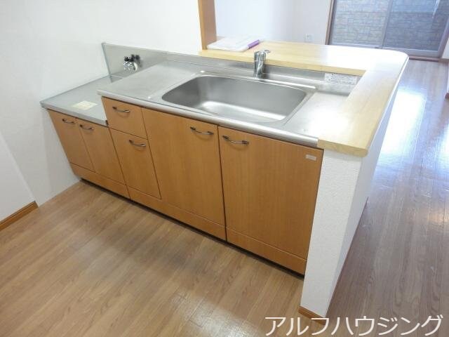 物件内観写真6　(キッチン)