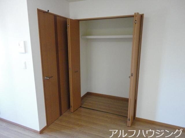 物件内観写真8　(リビング)