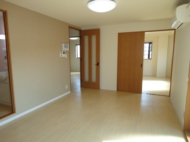 物件内観写真2　(ダイニング)