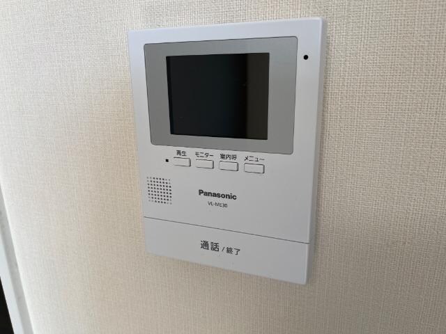 物件内観写真26　(カメラ付インターホン)