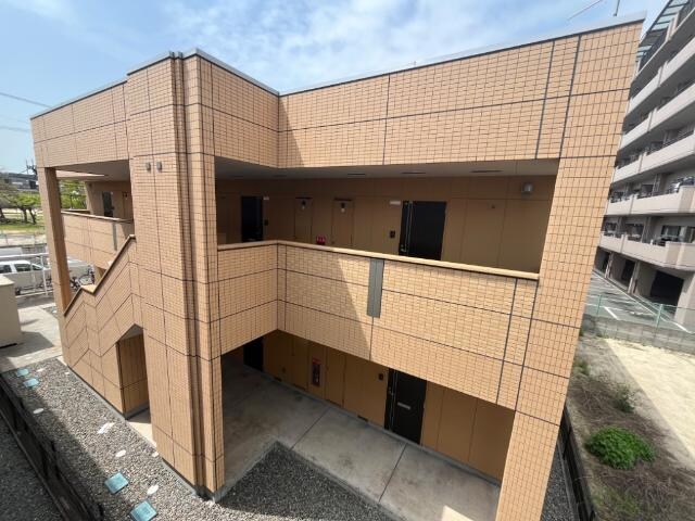 物件外観写真1　(外観写真（昼）)