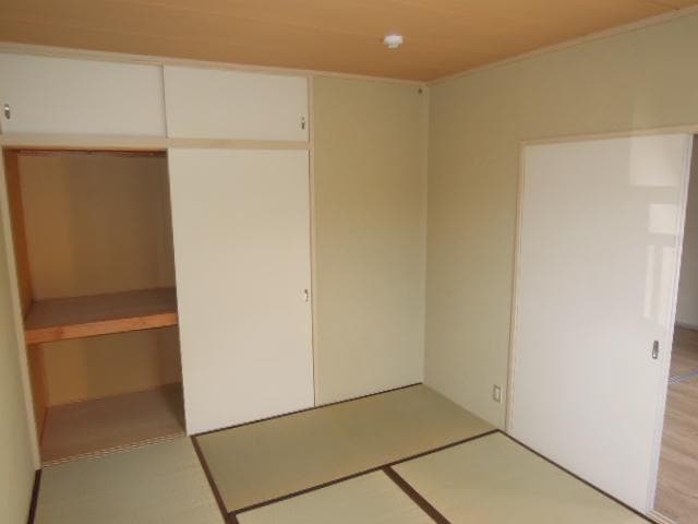 物件内観写真7　(和室)