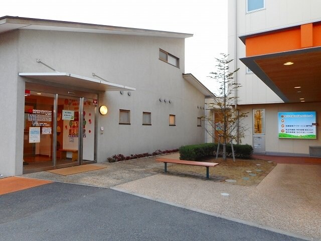 物件外観写真3　(おひさまこどもクリニックまで650m)