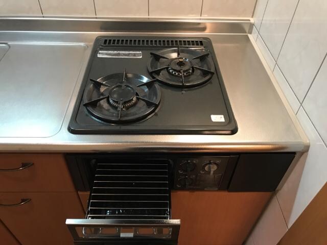 物件内観写真24　(2口ガスコンロ)