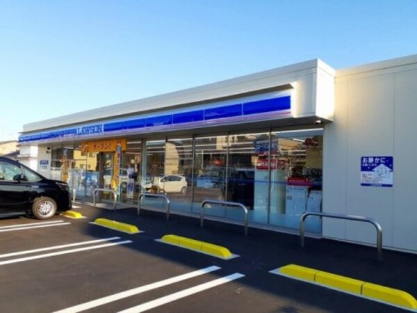 周辺環境(ローソン 福山南手城町三丁目店 827m)