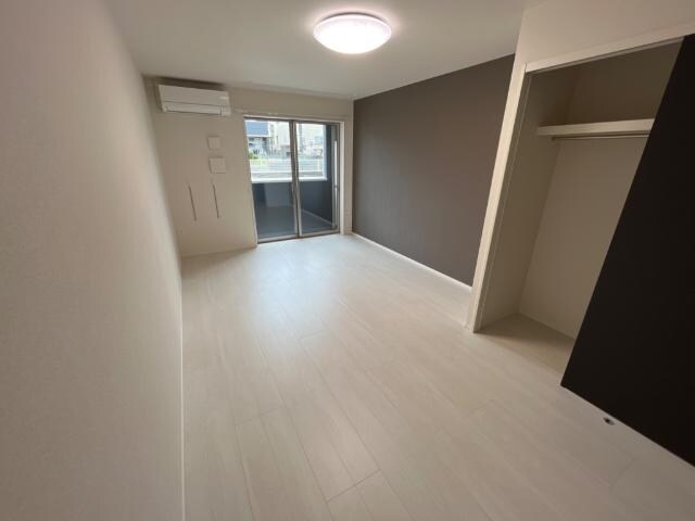 物件内観写真9　(洋室)