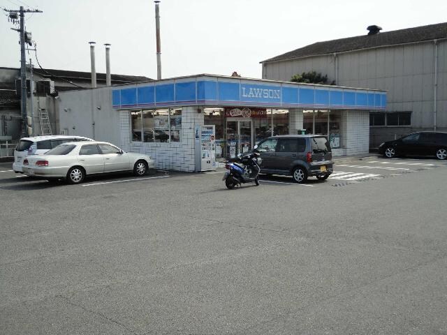 物件外観写真5　(ローソン福山大門店まで986ｍ)