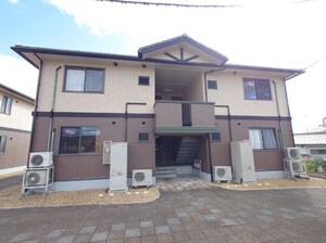 セジュール新市　B棟外観写真