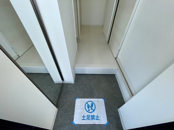 玄関(※現況優先)