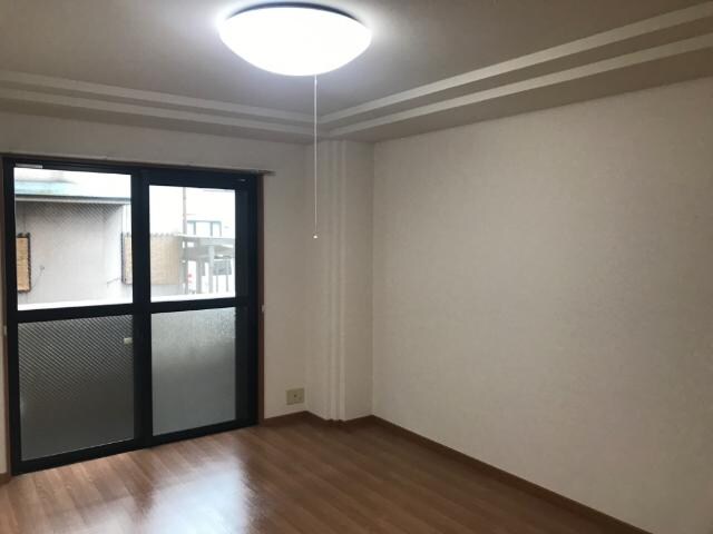 物件内観写真23　(洋室)