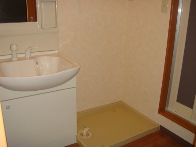 物件内観写真15　(洗髪洗面化粧台)