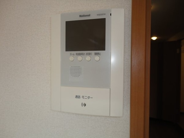 セキュリティ(カメラ付インターホン（イメージ）)