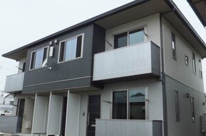 シルフィード山波　Ａ棟外観写真