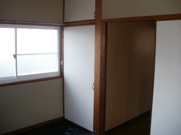 内装他