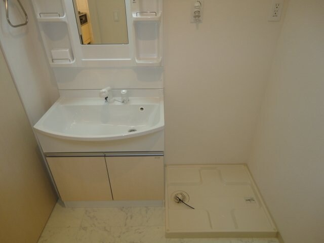 物件内観写真26　(洗濯機置場)