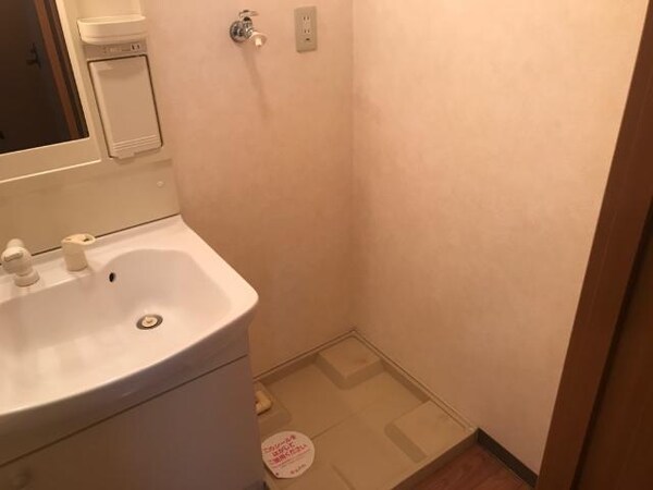 建物設備(洗濯機置場)