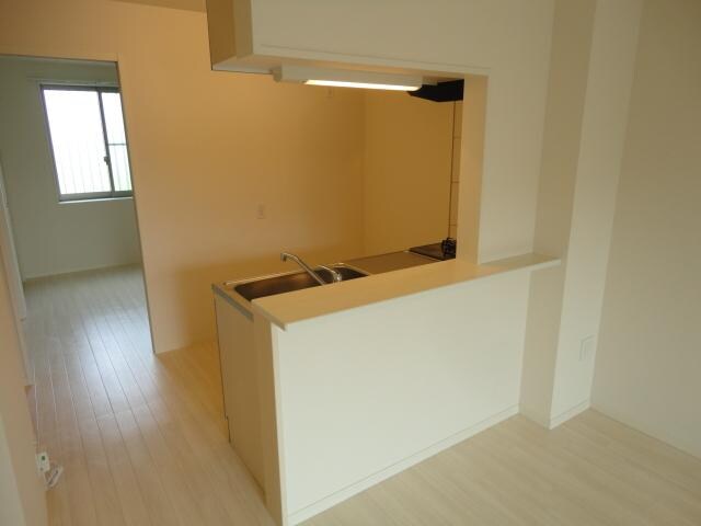 物件内観写真23　(対面キッチン)