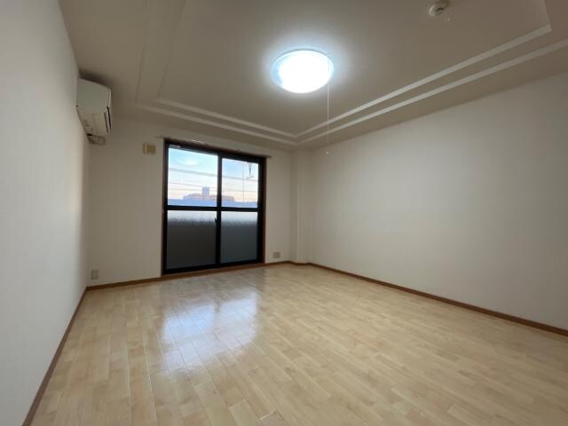 物件内観写真21　(洋室)